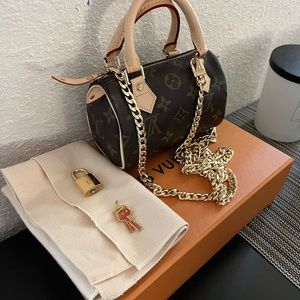 Louis Vuitton nano speedy